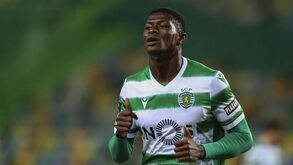 Nuno Mendes define futuro: lateral do Sporting reuniu com o empresário Miguel Pinho 