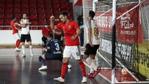 Benfica derrota Fundão e marca encontro com o Sporting na final do playoff da Liga Placard