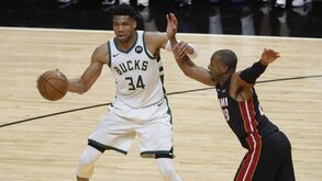 Milwaukee bate Miami e é o primeiro apurado no playoff da NBA