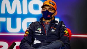 Max Verstappen deixa críticas ao circuito de Portimão: «Espero não voltar»