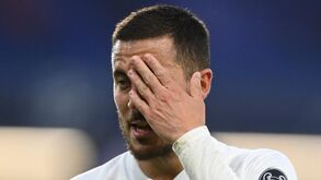 A imagem que enfurece a nação madridista e deixa Hazard em apuros
