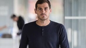 Casillas emite comunicado e ameaça com processos judiciais