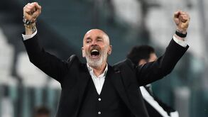 Pioli e o triunfo histórico frente à Juventus: «Temos sido os melhores em espirito de sacrifício»