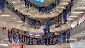 As imagens do protesto dos Super Dragões... no centro comercial