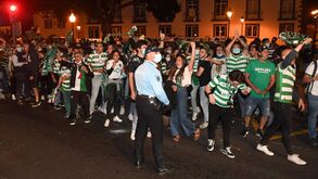 Autoridades deram mais 50 minutos aos adeptos do Sporting para festejos nas ruas do Funchal