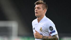 Toni Kroos está em isolamento e falha visita do Real Madrid a Bilbau