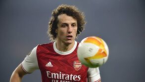 David Luiz está de saída do Arsenal 