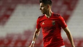 Weigl 'pisou' estilhaços para ser consagrado: Até teve de ultrapassar uma discussão com Jesus
