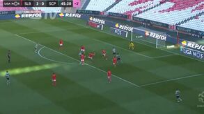 Pote aproveitou o espaço e reduziu para o Sporting na Luz