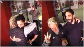 O forte abraço entre Jorge Jesus e Amorim e o gesto do treinador do Benfica que saltou à vista