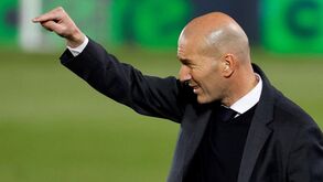 Corrida ao lugar de Zidane: os nomes apontados para o banco do Real Madrid
