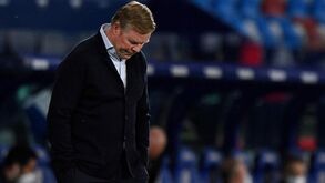 Ronald Koeman no Barcelona: Uma época fraca e que deve acabar em 'divórcio'