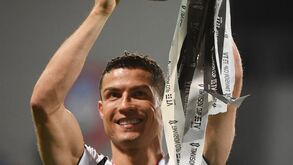 Cristiano Ronaldo consegue pleno em Itália, repetindo Inglaterra e Espanha