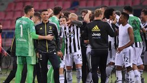 Pirlo revela por que Ronaldo ficou no banco no jogo em que a Juventus garantiu a Champions