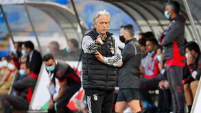 Jorge Jesus e a expulsão de Helton Leite: «No basquetebol seria falta ofensiva»