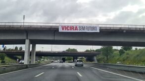 Tarjas contra Vieira em vários pontos do país