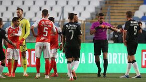 Benfica ataca arbitragem e exige mudanças: «Não vamos tolerar que VAR só funcione para uns»