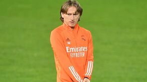 Luka Modric renova com o Real Madrid até 2022