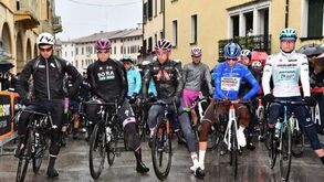 Organização do Giro altera 19.ª etapa em respeito pelas vítimas da queda de teleférico