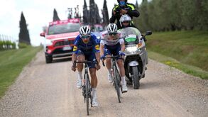 Remco Evenepoel promete ajudar João Almeida na reta final do Giro