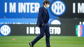 Antonio Conte deixa Inter de Milão após conquista do título