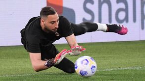 Confirmado: Donnarumma deixa AC Milan a custo zero
