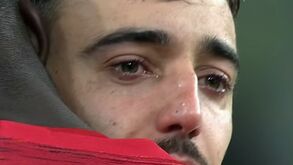 As lágrimas de Bruno Fernandes após derrota na final da Liga Europa