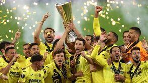 As imagens da festa do Villarreal: 'submarino amarelo' vence Liga Europa pela primeira vez