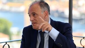 Presidente da Liga espanhola acusa FIFA de estar por trás da Superliga