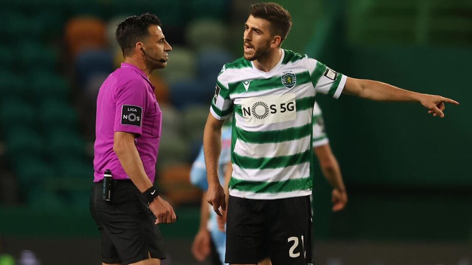 Há penáltis sobre Paulinho e Bragança? Especialistas Record analisam casos do Sporting-Nacional