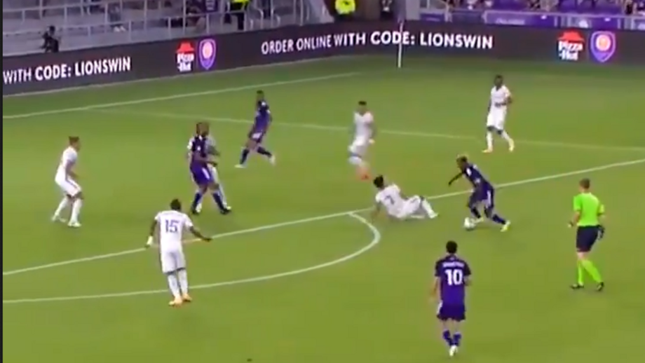 Nani volta a brilhar na MLS: sentou adversário com uma finta e marcou um golaço