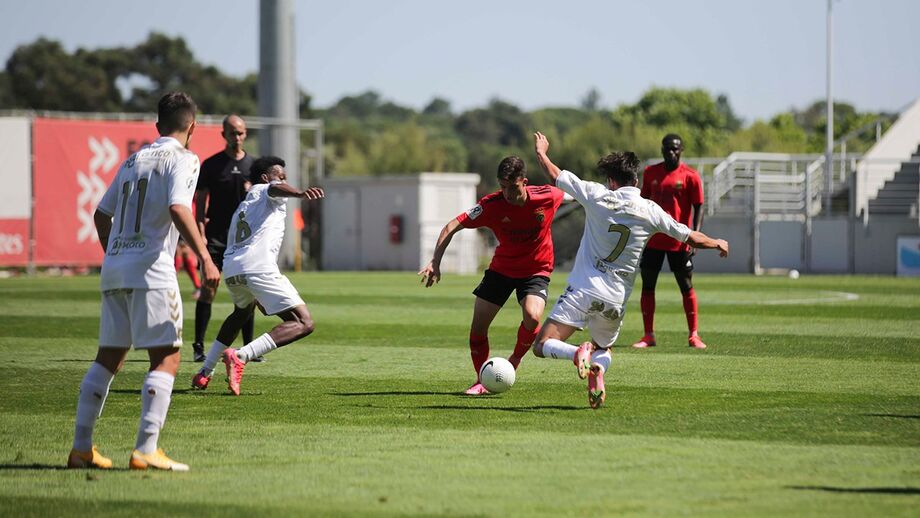 Sp. Braga vence Benfica nos penáltis e está na final da Taça Revelação