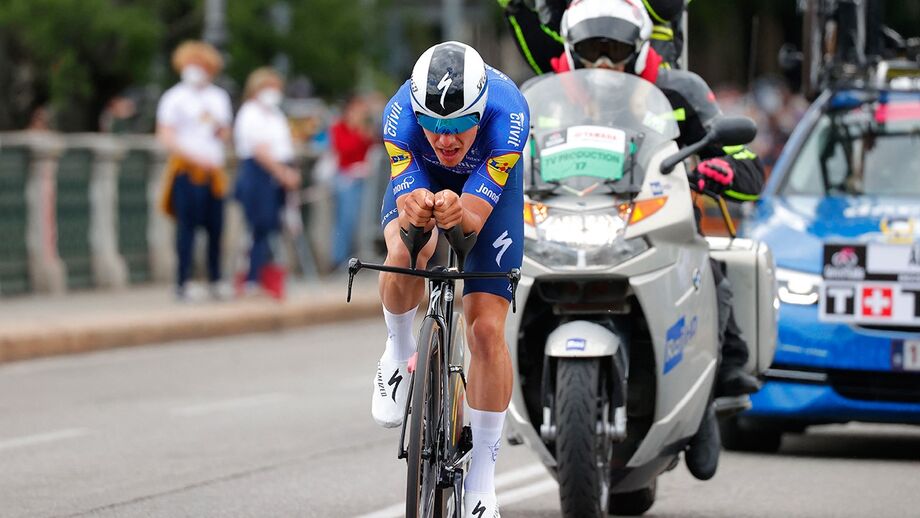 João Almeida entra em grande no Giro: 4.º no 'crono' e com vantagem para os principais adversários