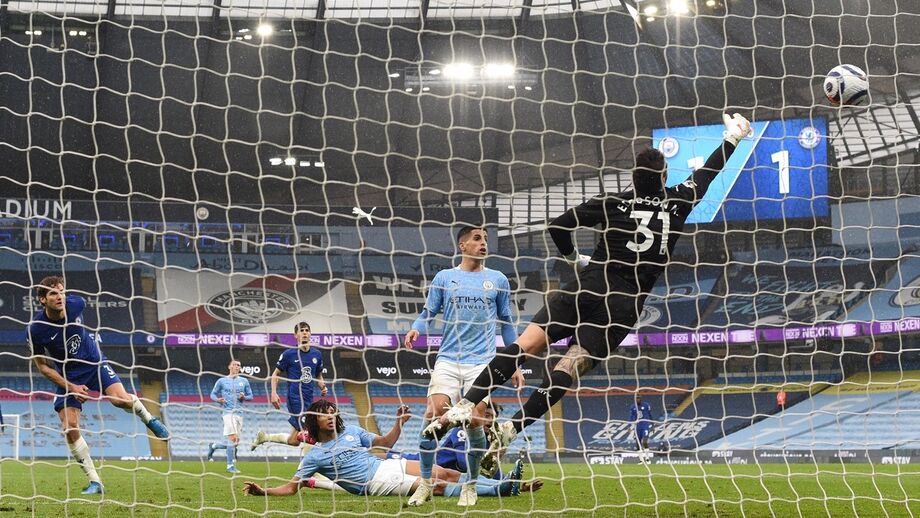 Manchester City-Chelsea, 1-2: fica adiada a festa