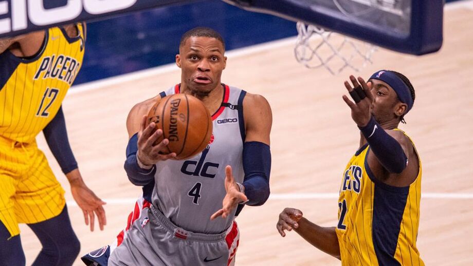 Russell Westbrook iguala 181 'triplos duplos' de Oscar Robertson na NBA