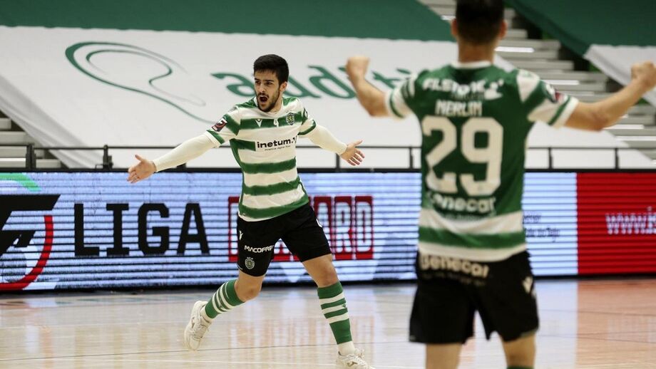 Sporting arranca playoff com goleada sobre o Portimonense