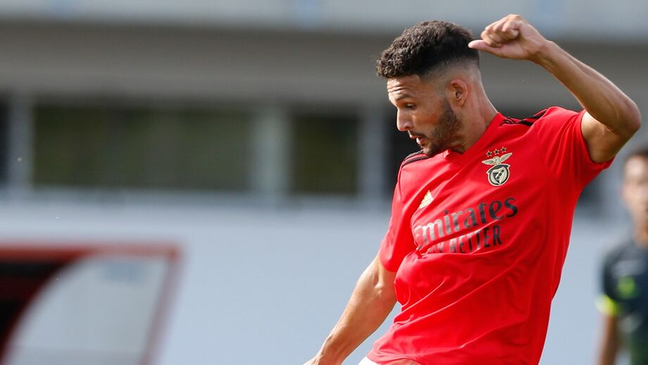 Gonçalo Ramos atira-se ao onze do Benfica