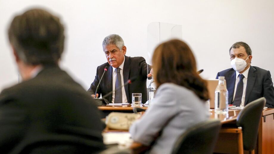 Luís Filipe Vieira responde na comissão de inquérito ao Novo Banco: siga em direto