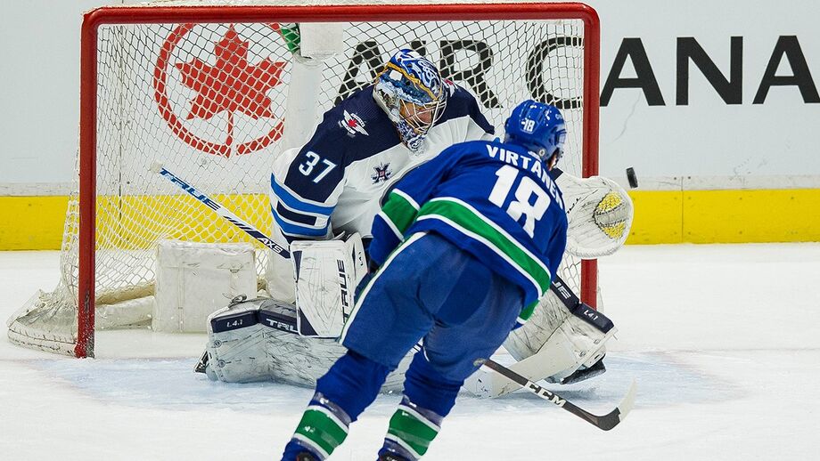 Winnipeg Jets-Vancouver Canucks: oitavo encontro da época entre ambas as equipas
