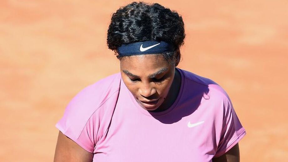 Serena Williams derrotada no 1000.º encontro da carreira