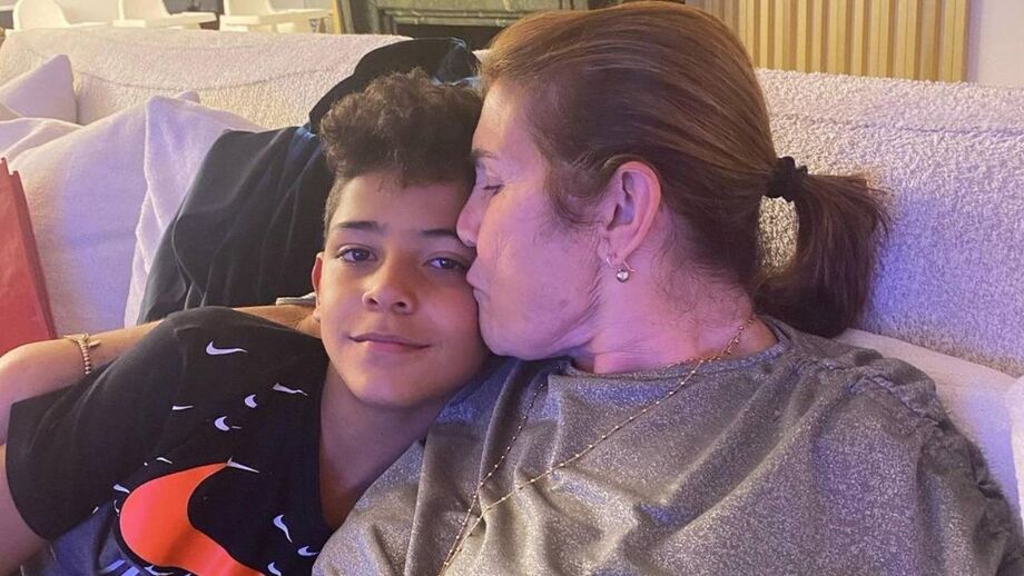 Dolores chega a Turim e adeptos pedem: «Cristianinho nos iniciados e Cristiano no Sporting»