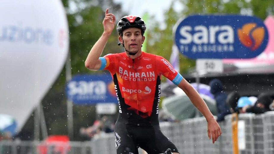 Gino Mäder vence a 6.ª etapa do Giro com João Almeida em bom plano