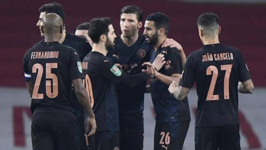 Rúben, Cancelo e Bernardo em mais uma conquista: os elogios de um português ex-Man. City