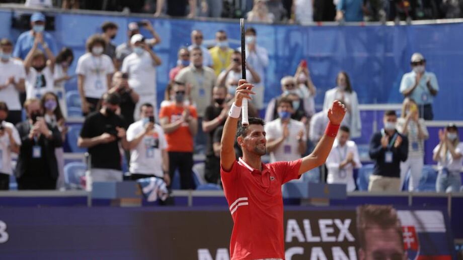 Novak Djokovic vence Open de Belgrado na vésperas do Roland Garros
