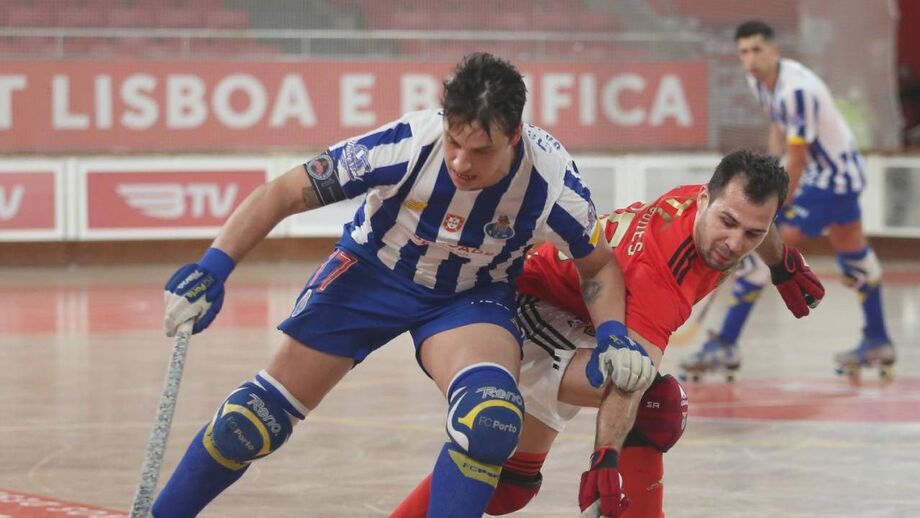 «Que haja equidade»: Benfica reforça críticas à arbitragem no clássico com o FC Porto