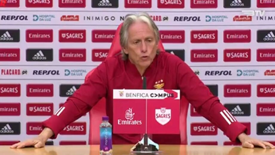 Treinador deixou elogios a Artur Soares Dias