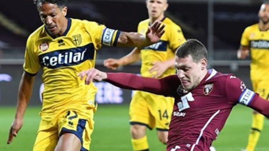 Bruno Alves, Defesa do Parma 