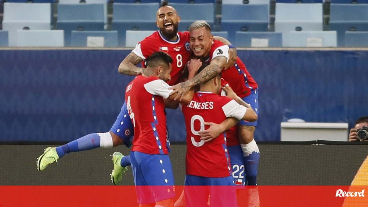 Escándalo de la Copa América con la selección chilena: jugadores captados en fiesta sexual en hotel – Copa America