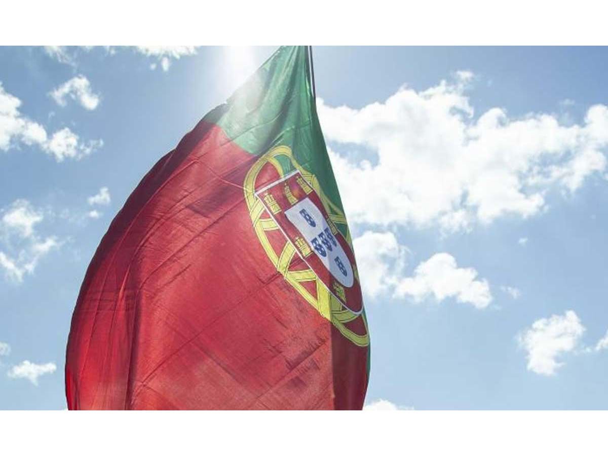 IDENTIFIQUE O PAÍS PELA PARTE DA BANDEIRA