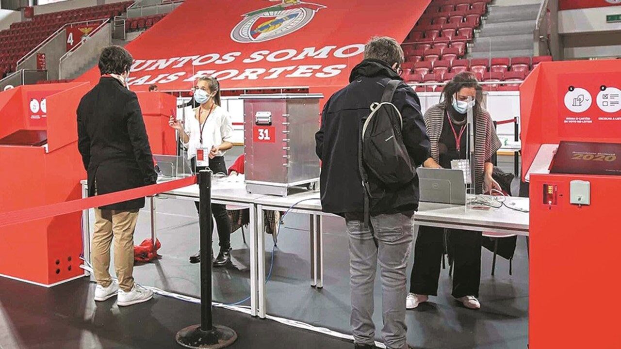 Movimento quer auditoria às últimas eleições